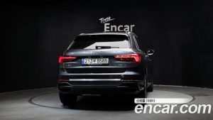 Audi Q3 35 TDI Premium 2023 года из Южной Кореи