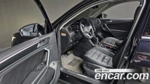 Volkswagen Tiguan 2.0 TDI 4 Prestige 2022 года из Южной Кореи