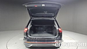 Volkswagen Tiguan 2.0 TDI 4 Prestige 2022 года из Южной Кореи