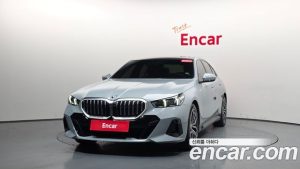 BMW 5-Series 520i M Sport 2025 года из Южной Кореи