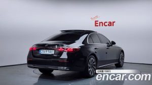Mercedes-Benz E-Class E300 4MATIC Exclusive 2024 года из Южной Кореи