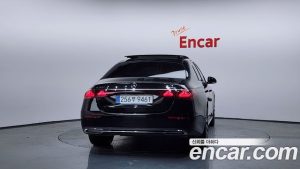 Mercedes-Benz E-Class E300 4MATIC Exclusive 2024 года из Южной Кореи