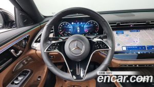 Mercedes-Benz E-Class E300 4MATIC Exclusive 2024 года из Южной Кореи