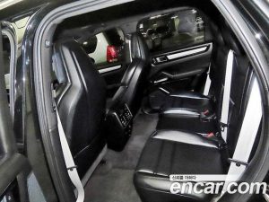 Porsche Cayenne 3.0 2023 года из Южной Кореи