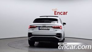 Audi Q3 40 TFSI 4WD Premium Sportback 2024 года из Южной Кореи
