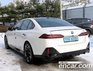 BMW i5 M60 xDrive 2024 года из Южной Кореи