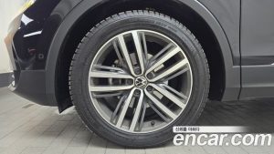 Volkswagen Tiguan 2.0 TDI Prestige 2023 года из Южной Кореи