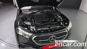 Mercedes-Benz E-Class E300 4MATIC AMG Line 2026 года из Южной Кореи