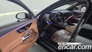Mercedes-Benz E-Class E300 4MATIC AMG Line 2026 года из Южной Кореи