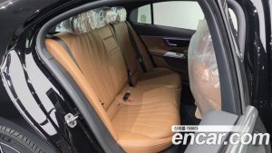 Mercedes-Benz E-Class E300 4MATIC AMG Line 2026 года из Южной Кореи