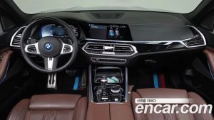 BMW X5 xDrive 45e M Sport 2023 года из Южной Кореи