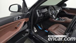 BMW X5 xDrive 45e M Sport 2023 года из Южной Кореи
