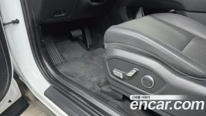 Hyundai Santafe HEV 1.6 2WD 2025 года из Южной Кореи