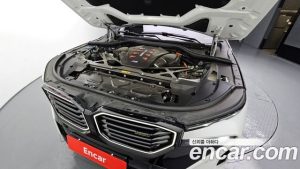 BMW XM 4.4 2024 года из Южной Кореи