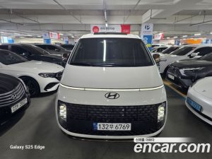 Hyundai Staria 4WD Lounge 7-Seater 2025 года из Южной Кореи