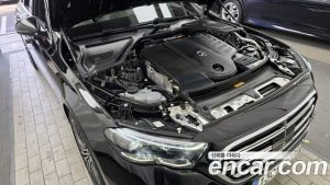 Mercedes-Benz E-Class E450 4MATIC Exclusive 2024 года из Южной Кореи