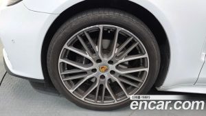 Porsche Panamera 2.9 AWD 2023 года из Южной Кореи
