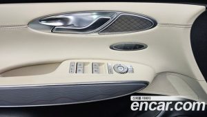 Genesis GV70 3.5T Бензин AWD 2024 года из Южной Кореи
