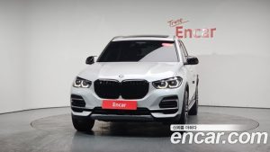 BMW X5 xDrive 30d xLine 2023 года из Южной Кореи