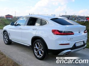 BMW X4 xDrive20i xLine 2023 года из Южной Кореи