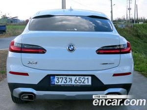 BMW X4 xDrive20i xLine 2023 года из Южной Кореи