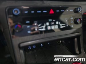 Genesis GV80 2.5T Бензин AWD 2025 года из Южной Кореи
