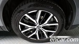 Renault-KoreaSamsung QM6 2.0 LPe RE Signature 2WD 2022 года из Южной Кореи