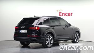 Audi Q7 55 TFSI 4WD Premium 2023 года из Южной Кореи