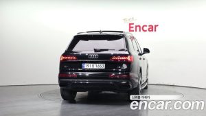 Audi Q7 55 TFSI 4WD Premium 2023 года из Южной Кореи