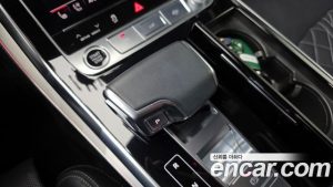 Audi Q7 55 TFSI 4WD Premium 2023 года из Южной Кореи
