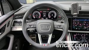 Audi Q7 55 TFSI 4WD Premium 2023 года из Южной Кореи