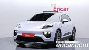 Porsche Macan Base 4 2025 года из Южной Кореи