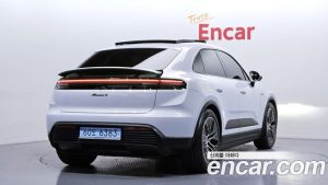 Porsche Macan Base 4 2025 года из Южной Кореи