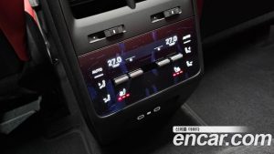 Porsche Macan Base 4 2025 года из Южной Кореи