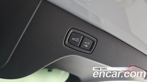 Porsche Macan Base 4 2025 года из Южной Кореи