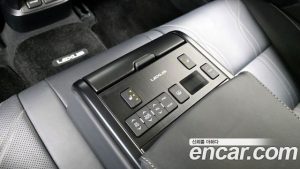 Lexus ES Luxury Plus 2024 года из Южной Кореи