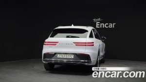 Genesis GV70 2.5T Бензин 2WD 2025 года из Южной Кореи