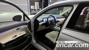 Genesis GV70 2.5T Бензин 2WD 2025 года из Южной Кореи