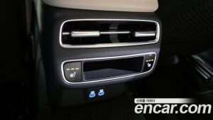 Genesis GV70 2.5T Бензин 2WD 2025 года из Южной Кореи