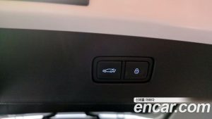 Genesis GV70 2.5T Бензин 2WD 2025 года из Южной Кореи