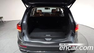 Renault-KoreaSamsung QM6 2.0 GDe RE 2WD 2026 года из Южной Кореи