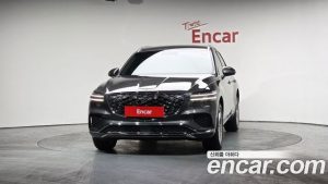 Genesis GV70 2.5T Бензин 2WD 2025 года из Южной Кореи