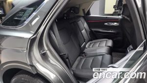 Genesis GV70 2.5T Бензин 2WD 2025 года из Южной Кореи