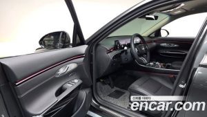 Genesis GV70 2.5T Бензин 2WD 2025 года из Южной Кореи