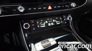 Genesis GV70 2.5T Бензин 2WD 2025 года из Южной Кореи