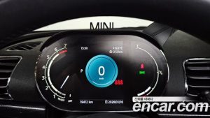 Mini Clubman CLASSIC COMFORT PACK 2023 года из Южной Кореи