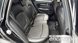 Mini Clubman CLASSIC COMFORT PACK 2023 года из Южной Кореи