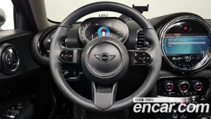 Mini Clubman CLASSIC COMFORT PACK 2023 года из Южной Кореи