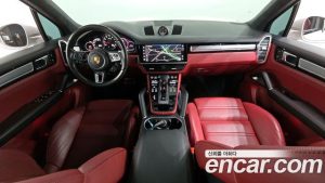 Porsche Cayenne 4.0 Turbo 2022 года из Южной Кореи