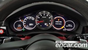 Porsche Cayenne 4.0 Turbo 2022 года из Южной Кореи